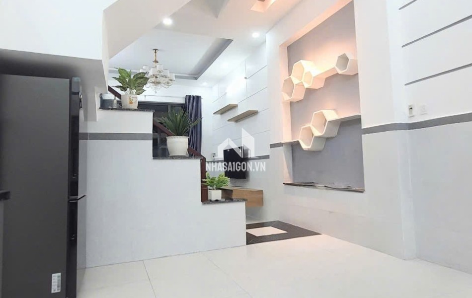 Bán nhà mới xây Full nội thất đường số 8 linh xuân thủ đức, Lh0909428959.